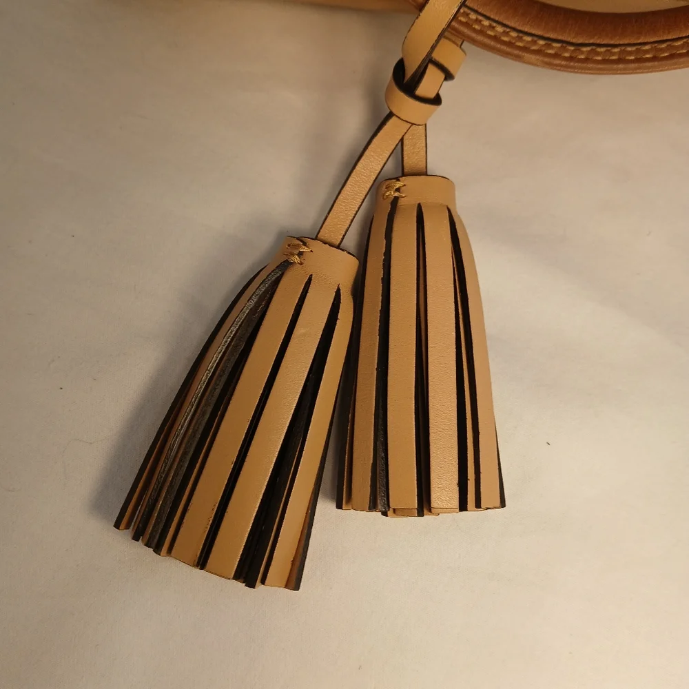 COACH Legacy Candace Tote - Picture 5 of 8